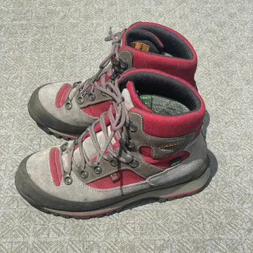 AKU 아쿠 등산화 23.0 - 23.5cm 새상품급 GORE-TEX