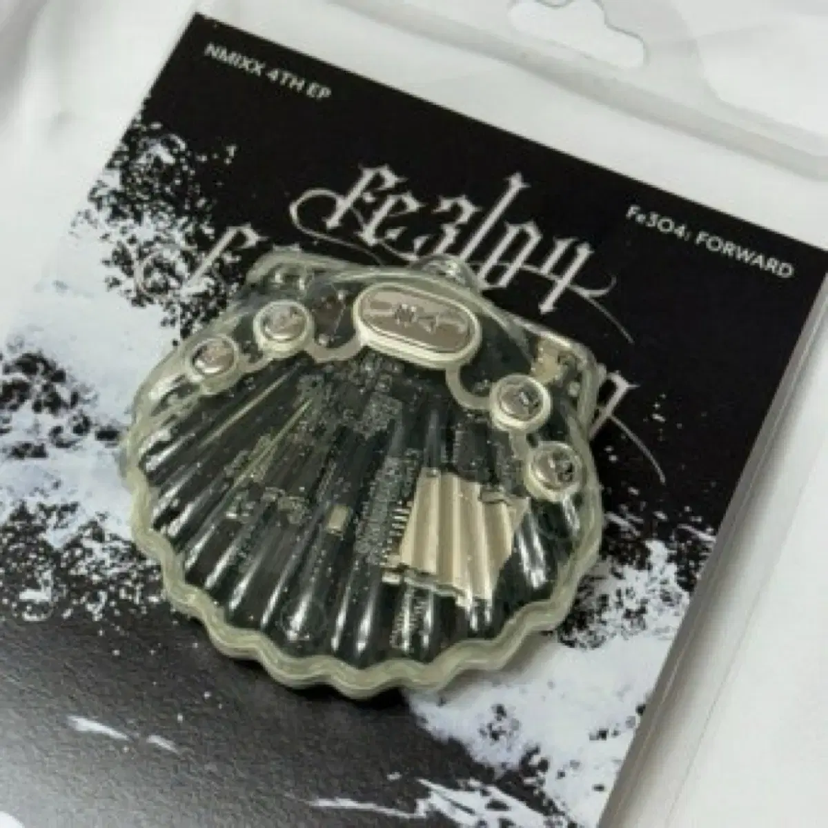 【新品未開封】NMIXX shell ver mp3 ギュジン NMIXX Fe3O4 FORWARD shell ver mp3 ギュジン - メルカリ