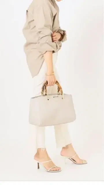 두지엠 클라세 KATIE LOXTON BAMBOO 백 베이지