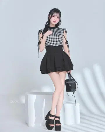 미셸 마카롱 XS 사이즈 슬림 레그 스커트 슬림한 다리 블랙