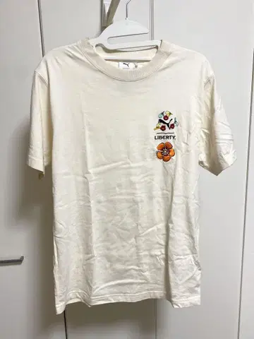 PUMA x LIBERTY 티셔츠 GRAPHIC TEE WOMEN