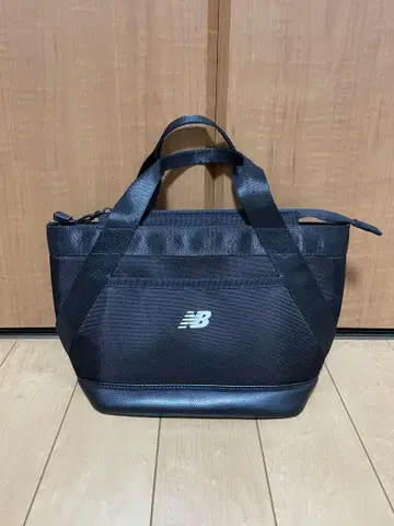 New Balance 라운드 백