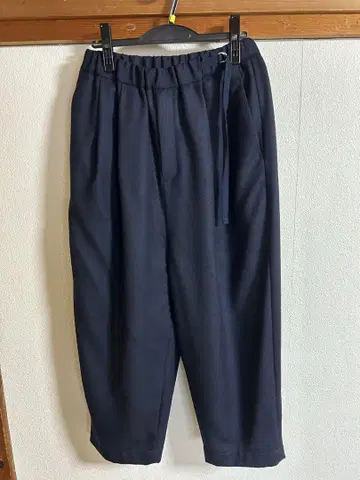 Dulcamara 외출용 턱 와이드 팬츠 navy 사이즈 1