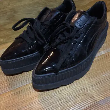 Puma FENTY 플랫폼 스니커즈