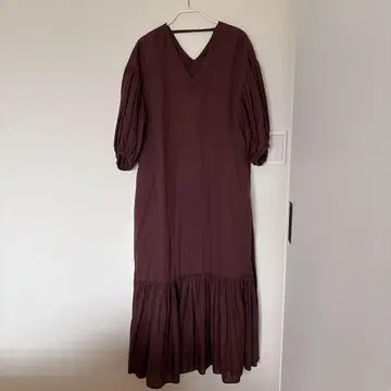 엘렌딕 린넨 혼방 코튼 슬라브 볼륨 원피스