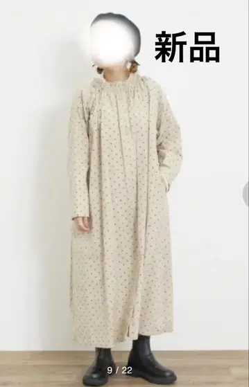 새상품 사만사 모스모스 패턴 모듬 셔링 넥 원피스 아이보리