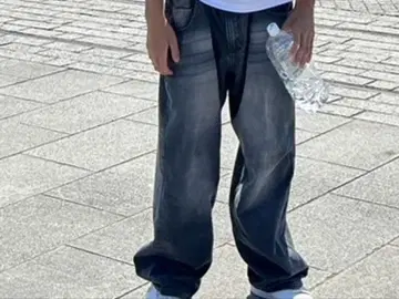 밑단이 돋보이는 인생 데님!! 다크 그레이 와이드 데님 팬츠