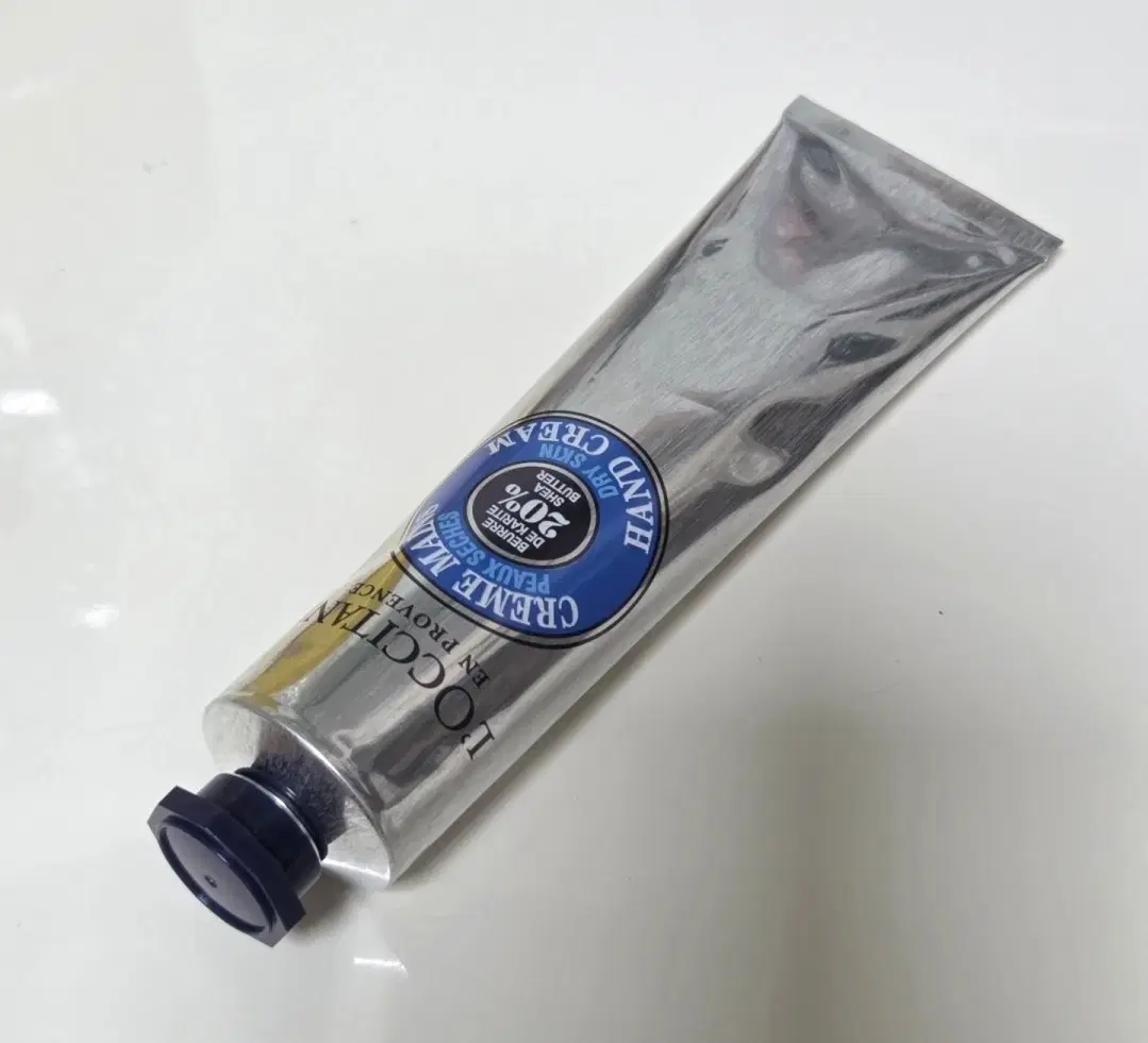 L'occitane Dry Skin Hand Cream