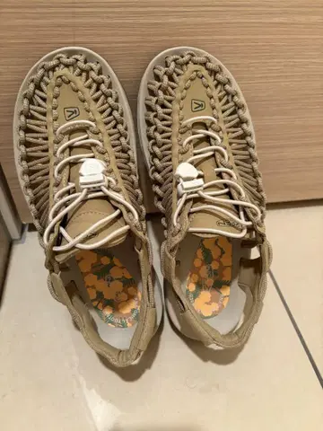 keen 샌들 UNEEK 유니크 MIMOZA2