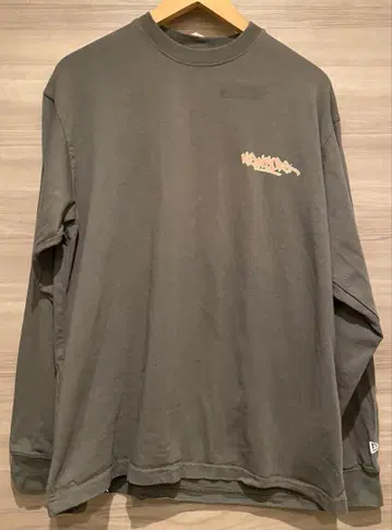 NEWERA 긴팔 티셔츠 그래피티 프린트 L 사이즈