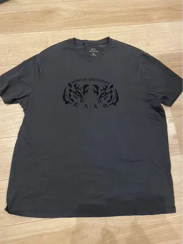 Armani Exchange 트라그래픽 티셔츠 XL 12간지