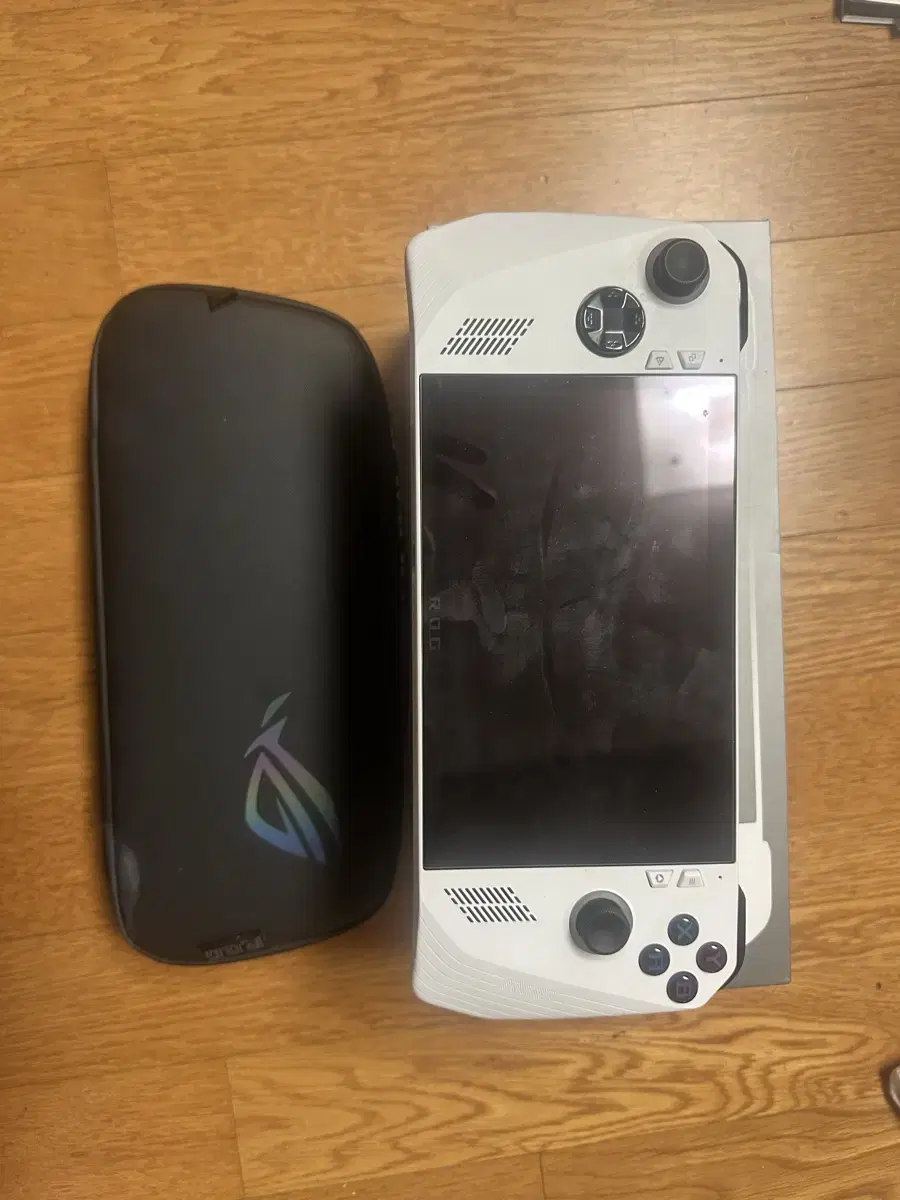 ASUS 2TB ROG Ally game console