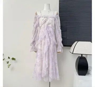 오프숄더 연보라색 원피스