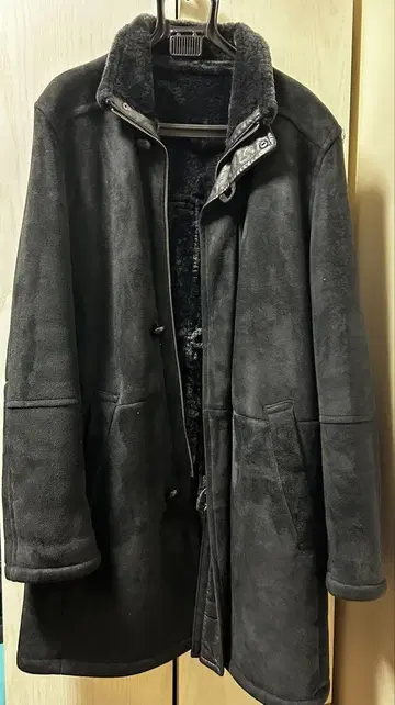Hickey Freeman 무스탕 코트