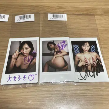 오가타 사키 최신작 DVD 구매 혜택 친필 사인 폴라로이드 세트