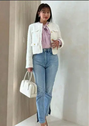 도쿄 고층 빌딩 진 허릴피토 24
