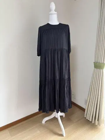 [ 새상품급 ] 어반 리서치 원피스 개더 원피스
