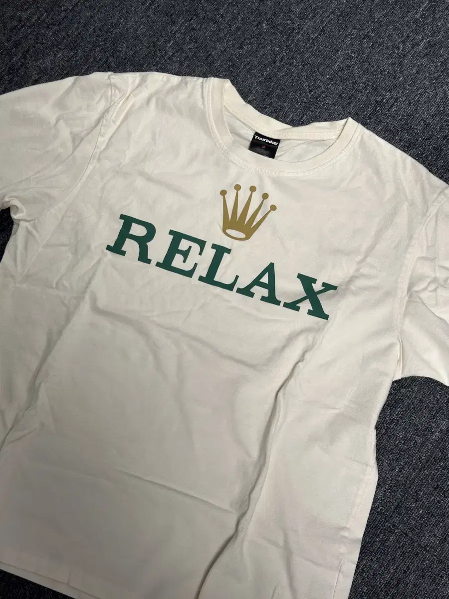 떨스데이 420 릴렉스 반팔 티셔츠