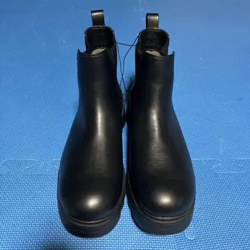 새상품 지유 청키 밑창 사이드 고어 부츠 27cm