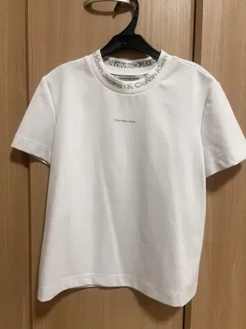 Calvin Klein 반팔 티셔츠 화이트