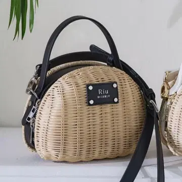 Riu Oval basket bag 블랙