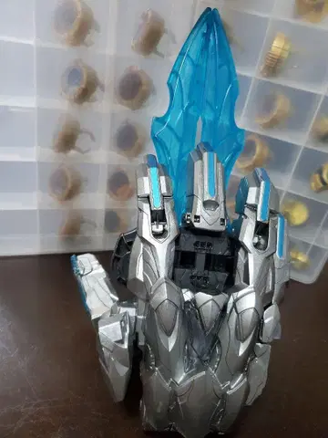 은색 테가소드