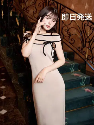 Darich 다리치 파이핑 오프 숄더 원피스