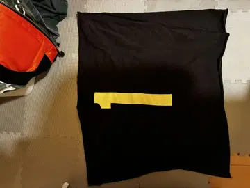 YEEZY GOSHA VULTURES ONE BOX TEE 티셔츠