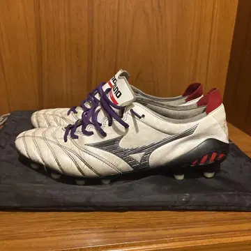 Mizuno Morelia Neo 3 화이트