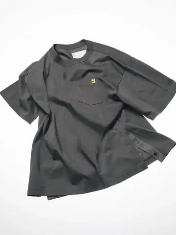 sacai 사이드 슬릿 S 자수 포켓 Cotton Jersey 티셔츠
