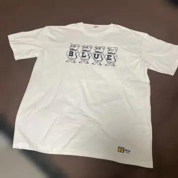 새상품급 러셀 블루블루 콜라보 티셔츠