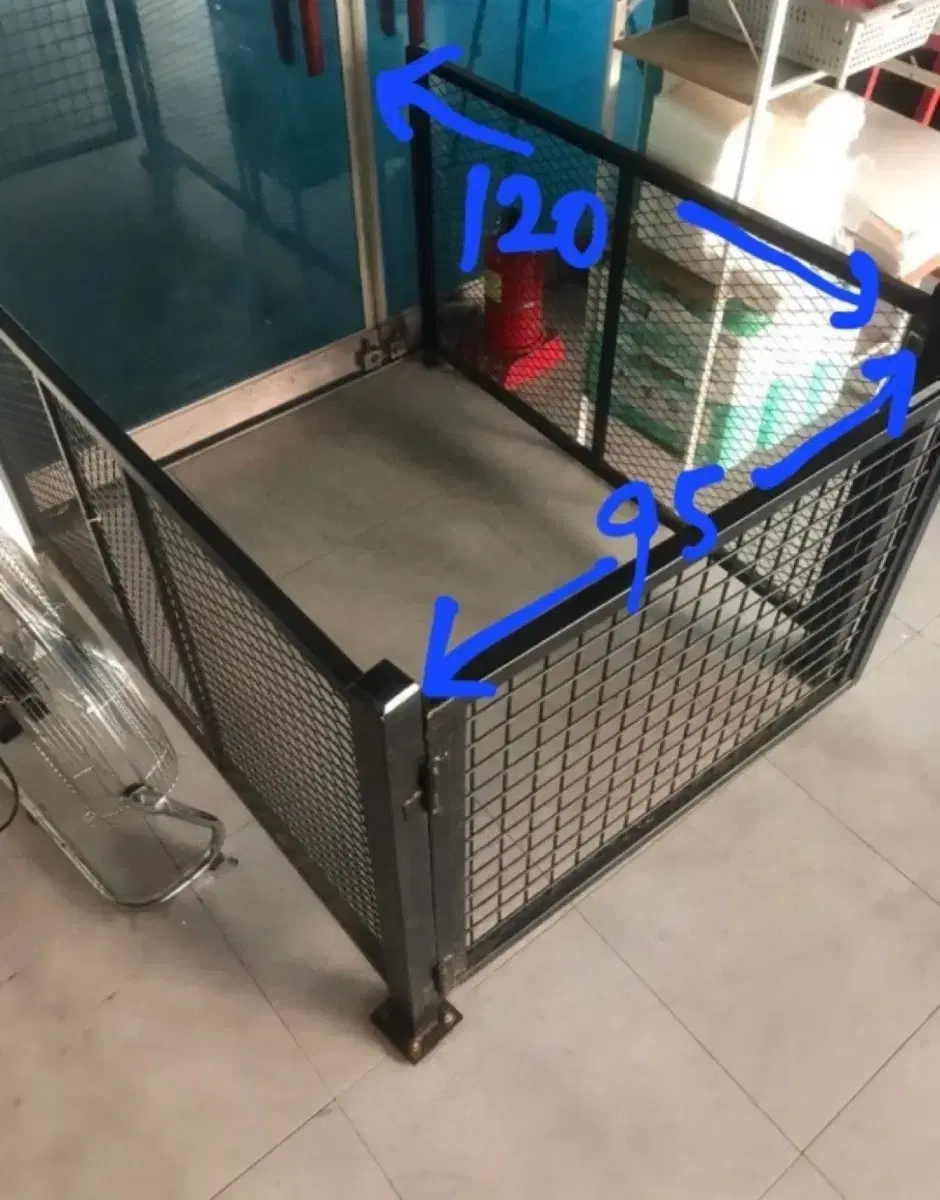 Safety Entrance Door (120x95cm)