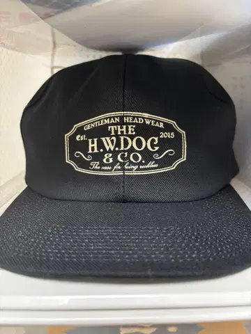 H.W.DOG & CO. 블랙 캡