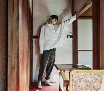 SISE 오버 사이즈 하이넥 트레이닝복 사이즈 2