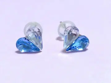 18K YG 하트형 크리스탈 귀걸이 (양쪽 귀용)
