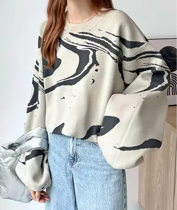 쫄깃쫄깃한 마블 패턴 니트 풀오버