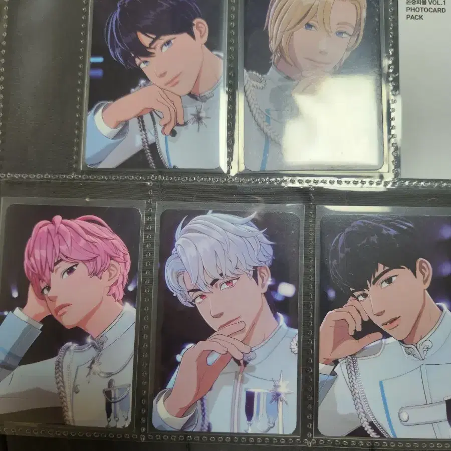 PLAVE | 플레이브 PLAVE Non-China Goods 1 Magazine #논중화물