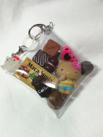 가챠 파우치 키티 산리오