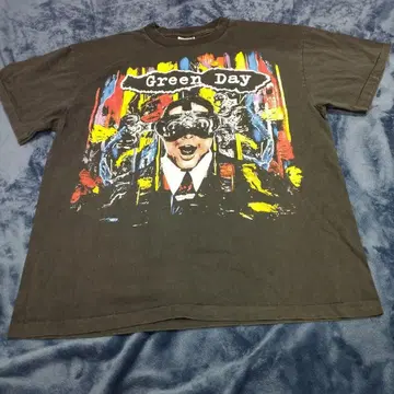 그린 데이 XL 사이즈 티셔츠