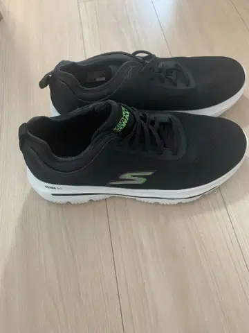 스케쳐스 26cm