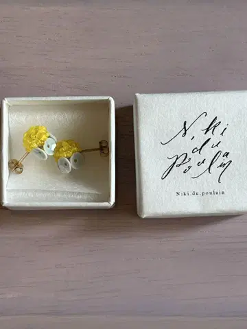 niki.du.poulain 작은 알갱이 귀걸이 북유럽 생활용품