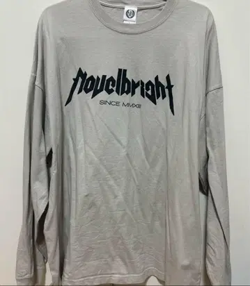 Novelbright 오버 사이즈 롱 슬리브 티셔츠 L 사이즈