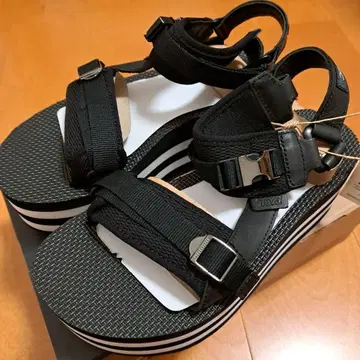 Teva X-girl 블랙 통굽 스포츠 샌들 24 새상품