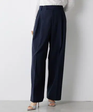 택 포함 미사용 새상품 울 턱 팬츠 네이비