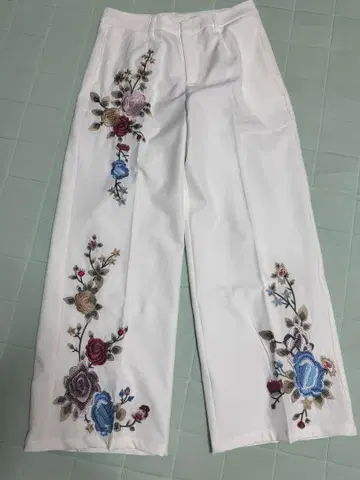 화이트 와이드 팬츠 꽃무늬 자수 XXL