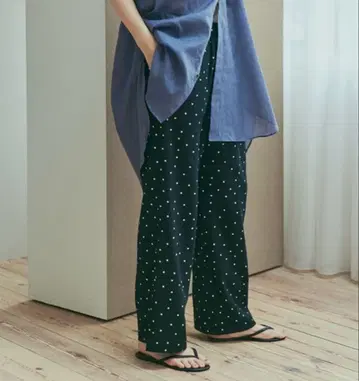 미사용 새상품 린넨 레이온 도트 이지 팬츠
