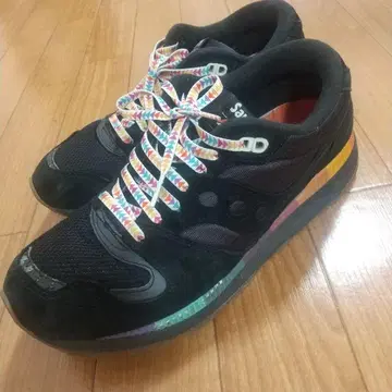 Saucony 스니커즈