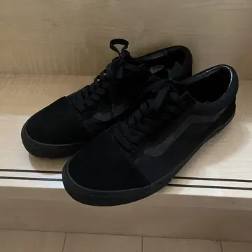 Vans UltraCush 블랙스니커즈 시착 정도
