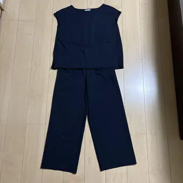 PLST 카노코 네이비 셋업