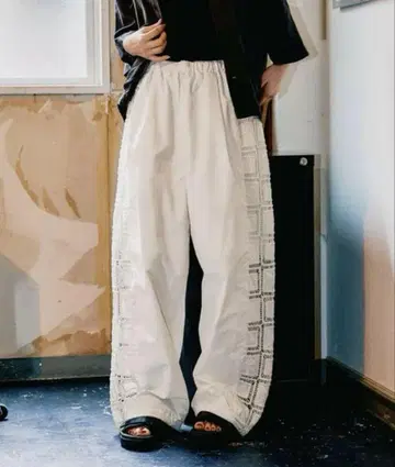 니코앤드 MODE NORM CORE 사이드 레이스 이지 팬츠 아이보리 L